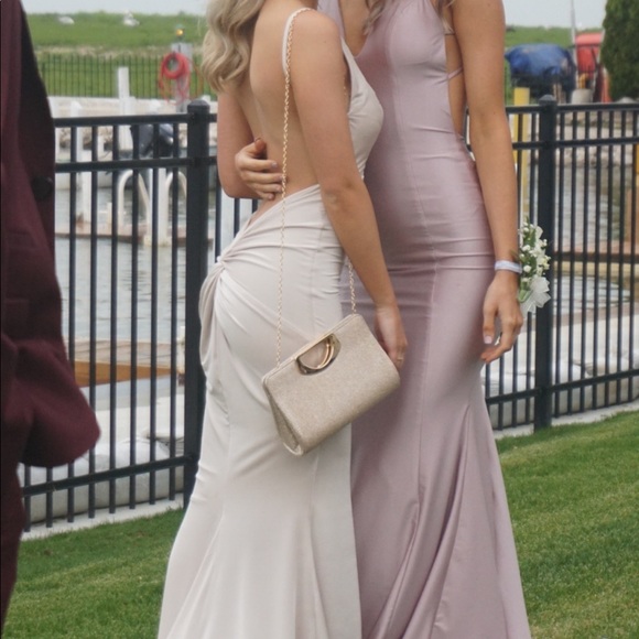 Prom/Event dress - Picture 2 of 2